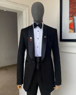 A Black Floral Jacquard Shawl Lapel Tuxedo Suit