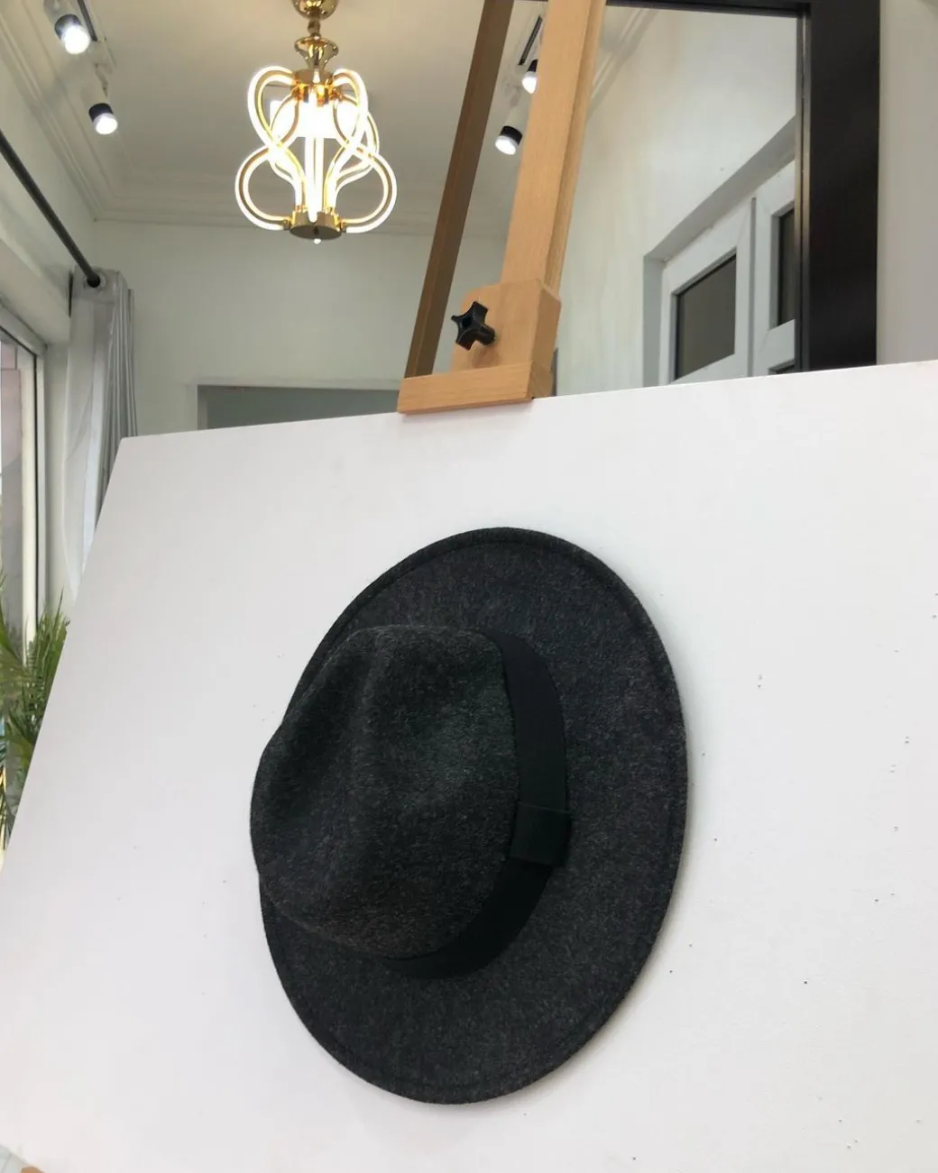 A Black Men Fashion Wool Hat