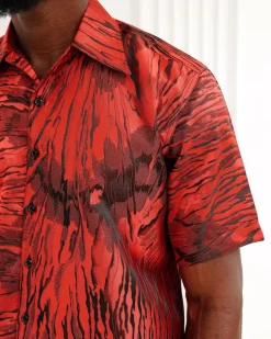 A Black Raindrop Jacquard, Reverted Pattern Short-Sleeved Shirt