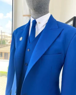 A “board room” Cool wool @scabal (501090) fabric cobalt blue peak lapel suit