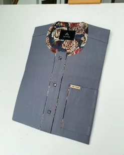A Bright Grey Front Flap Traditional African Kaftan