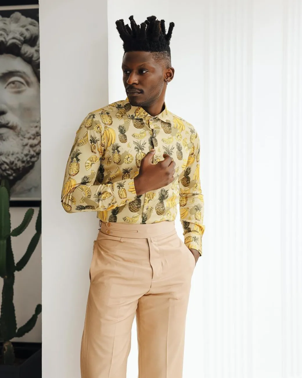A Brown, beach plant prints vintage club collar casual shirt.