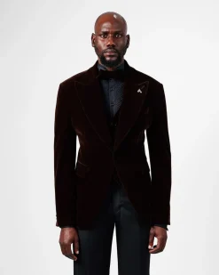 A Brown Peak Lapel, Single Button Knitter Suit