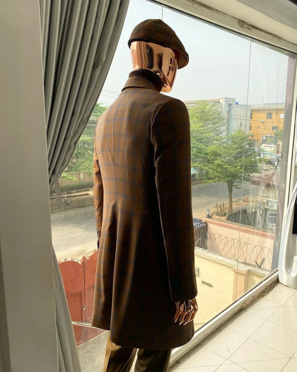 A Brown windowpane reloaded “peaky blinders” Business suit