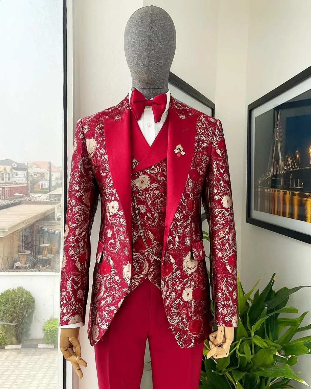 A Candy red & splash of silver, peak lapel stratocumulus patterned jacquard suit