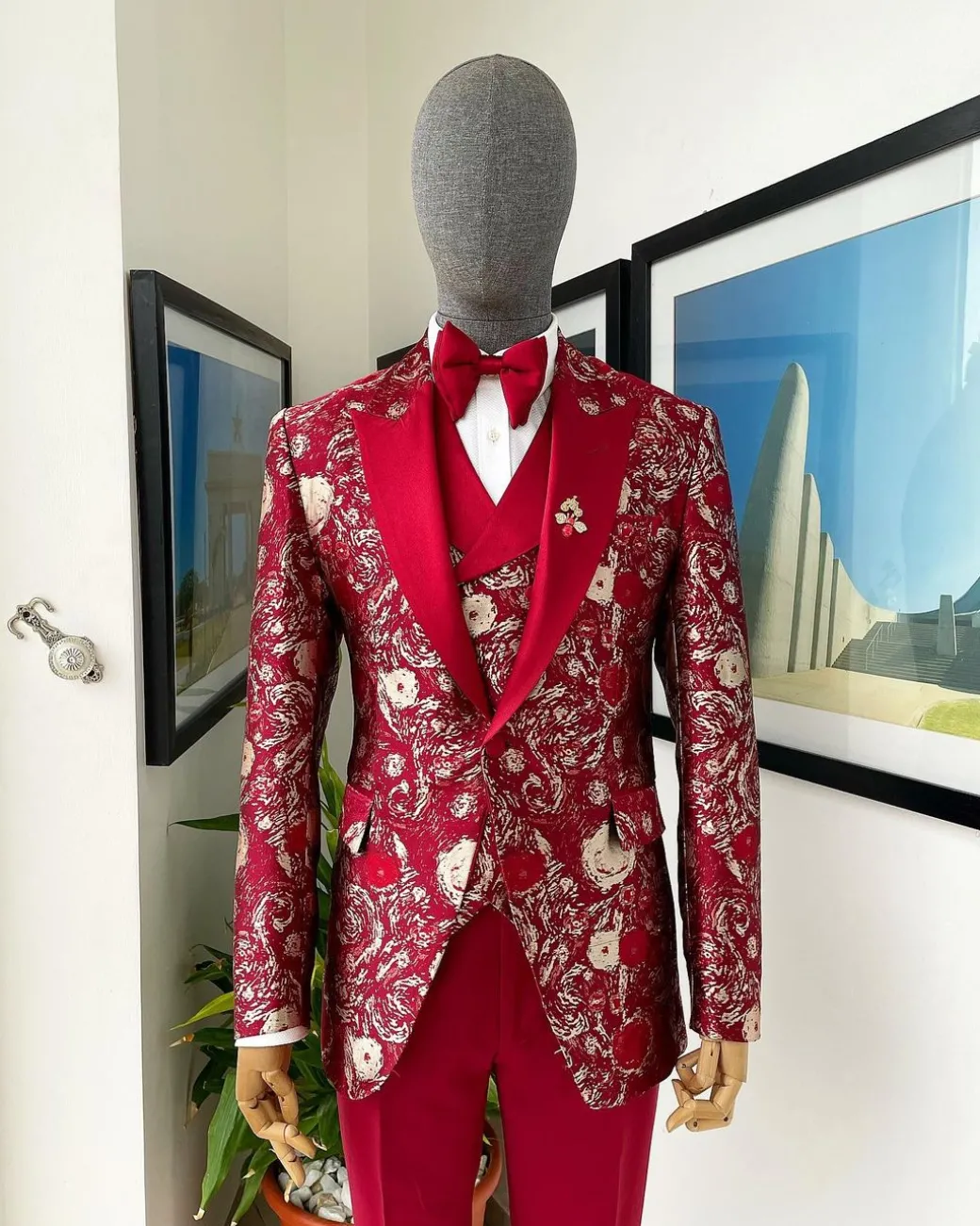 A Candy red & splash of silver, peak lapel stratocumulus patterned jacquard suit