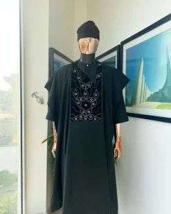 A charcoal black, grommet eyelet on root splash embroidery details agbada
