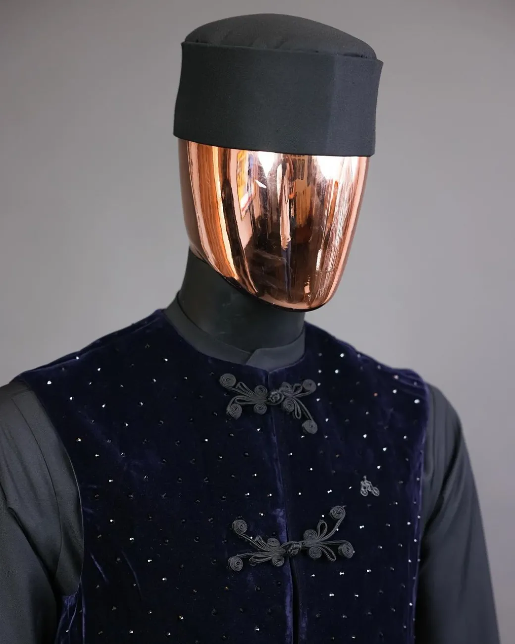 A Charcoal black long-sleeve African traditional senator kaftan native