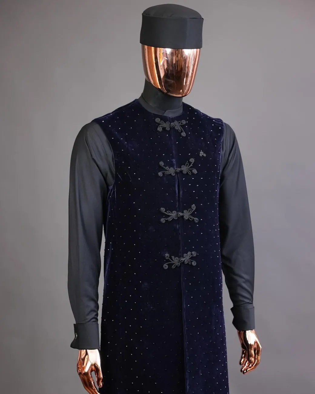 A Charcoal black long-sleeve African traditional senator kaftan native