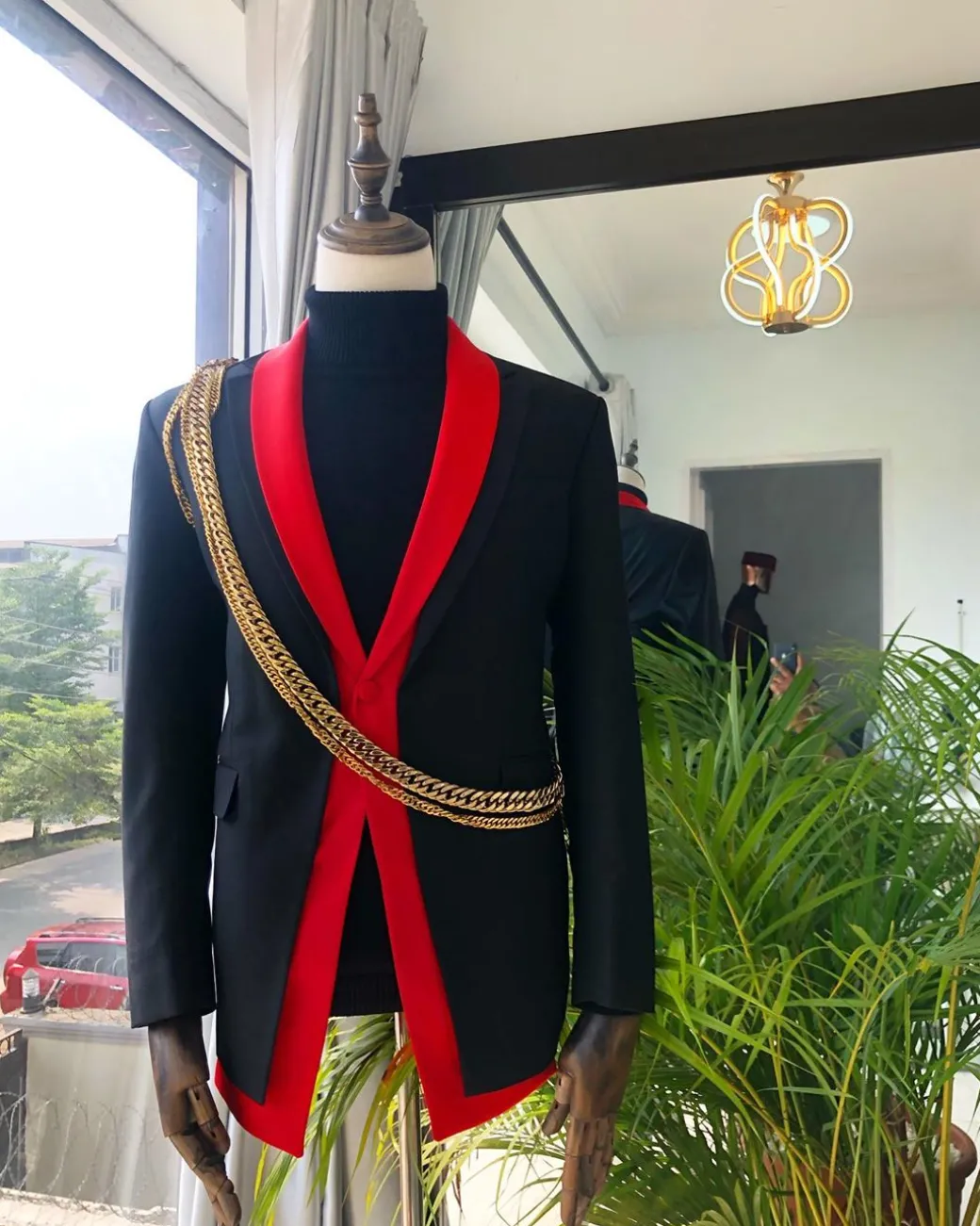 A Charcoal Black “Malian” dual-colour and chain-detailed tuxedo Suit