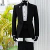 A Charcoal Black Square-Patterned Jacquard Shawl Lapel Tuxedo Suit