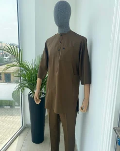 A Chocolate Brown 3/4 sleeve with patch pocket African kaftan