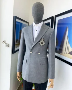 A Cloud Grey Peak Lapel, One button Double Breasted Suit.