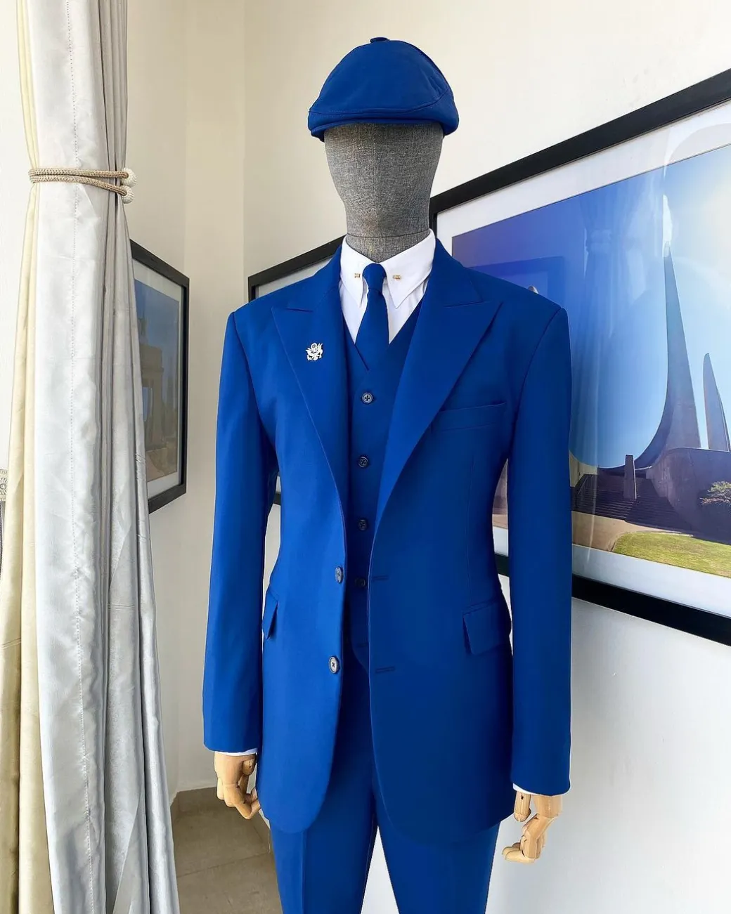 A cobalt blue “peaky blinders” Cool wool @scabal (501090) fabric peak lapel suit