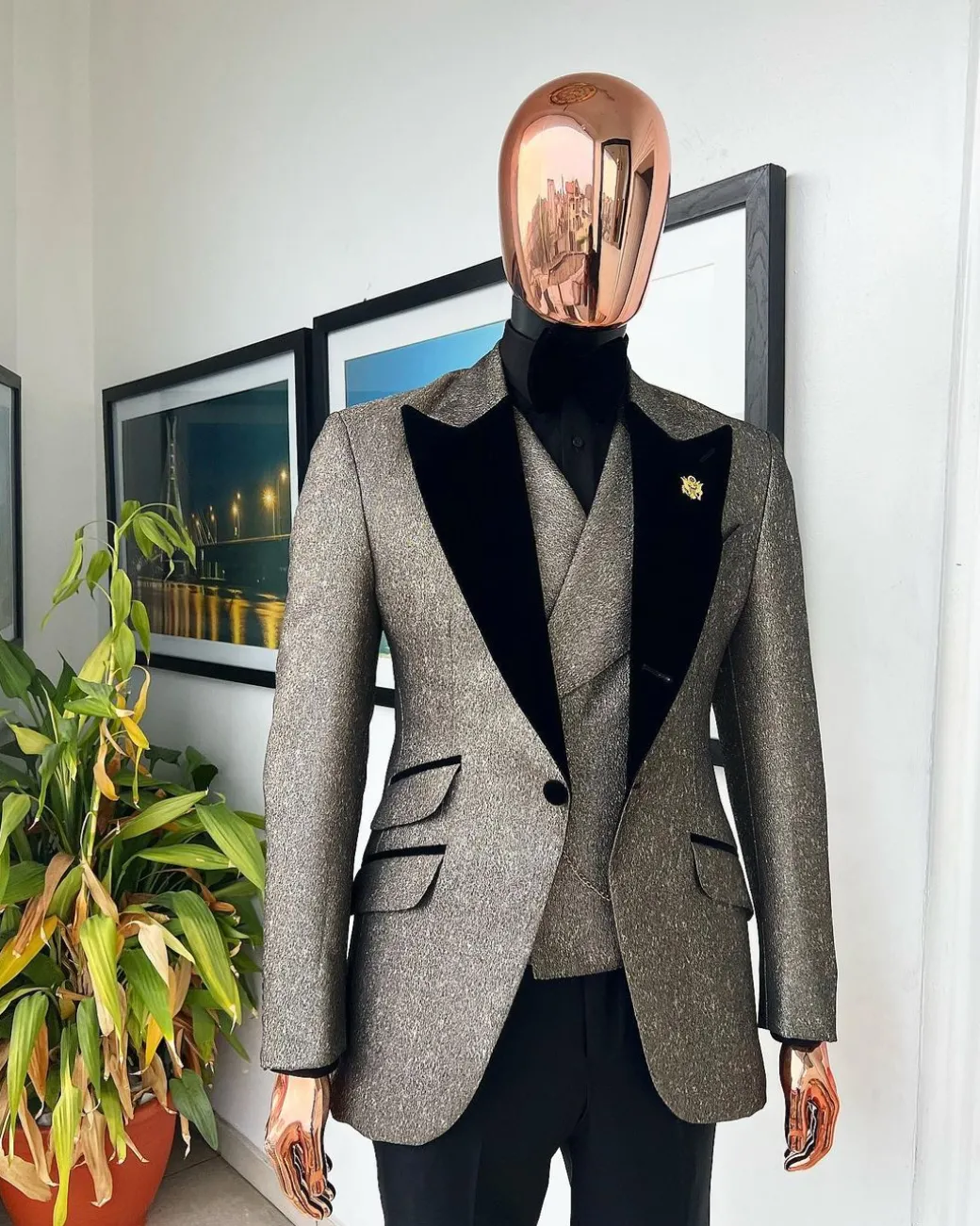 A Gold, black and silver mix metallic jacquard, peak lapel tuxedo suit