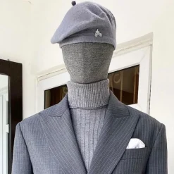 A Grey beret men’s beret hat.