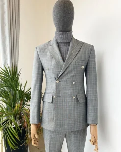 A Grey classic prince of wales peak lapel check fabric double breasted suit