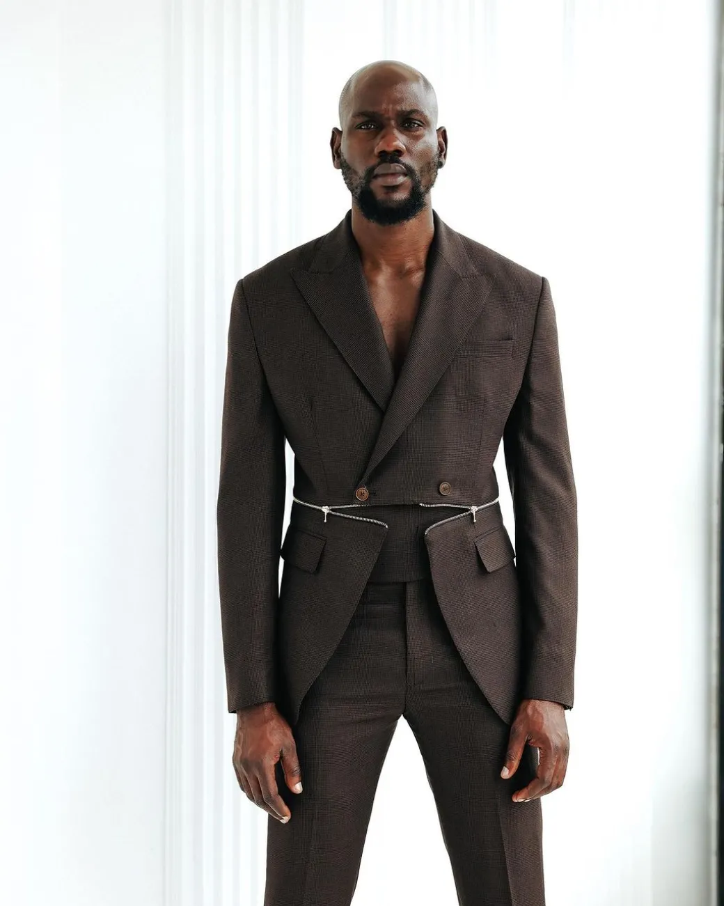 A Hickory Monochrome Brown And Black Nobility Check, Knitted, Double-Breasted “Zipper” Peak Lapel Suit