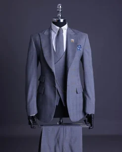 A light grey, windowpane check, monochrome nobility super “140s” “Board Room” Notch lapel suit