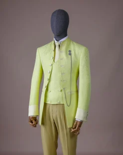 A “meta” floral jacquard, front cut tuxedo suit