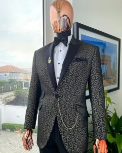 A Metallic coarse and geometric pattern jacquard peak lapel Suit