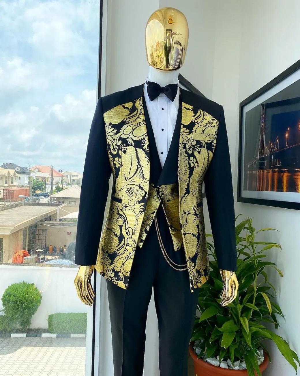 A Mid-mix cut charcoal black and gold floral metallic “Mandarin” lapel-less blazer jacquard suit