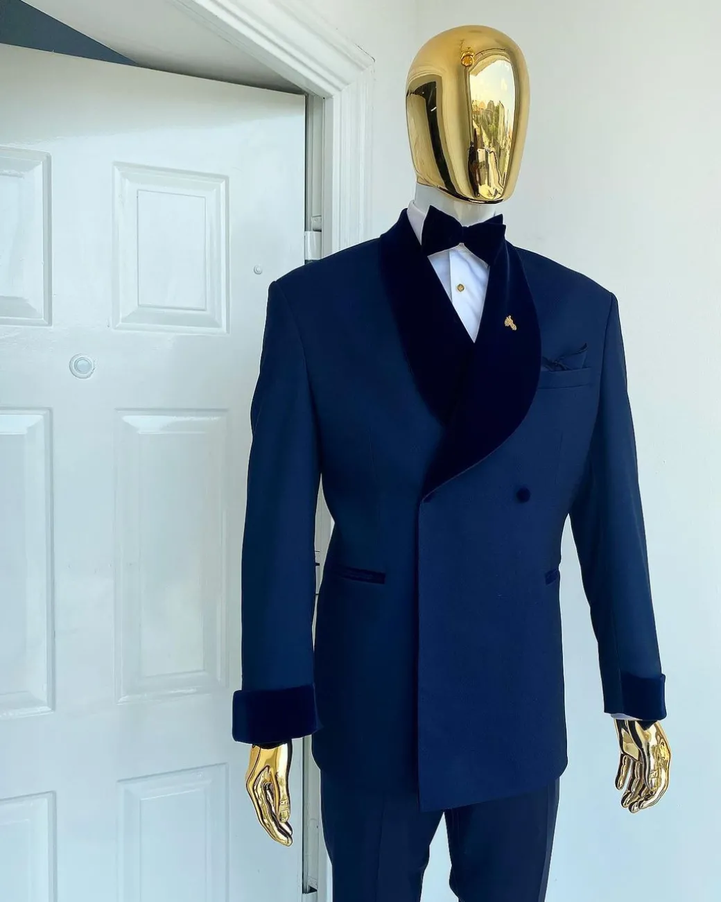 A Midnight Blue Soft Merino Wool Shawl Lapel Tuxedo Suit