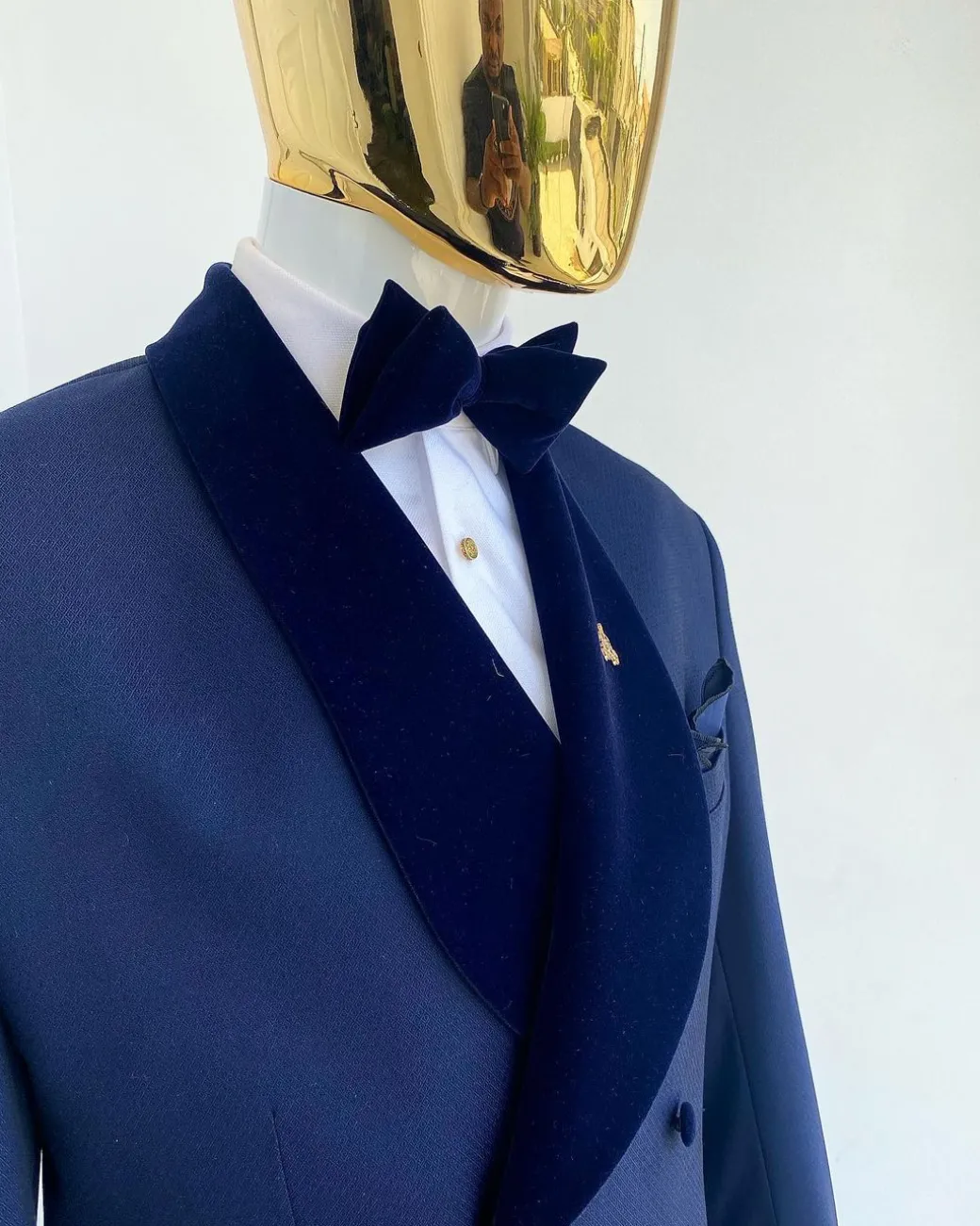 A Midnight Blue Soft Merino Wool Shawl Lapel Tuxedo Suit