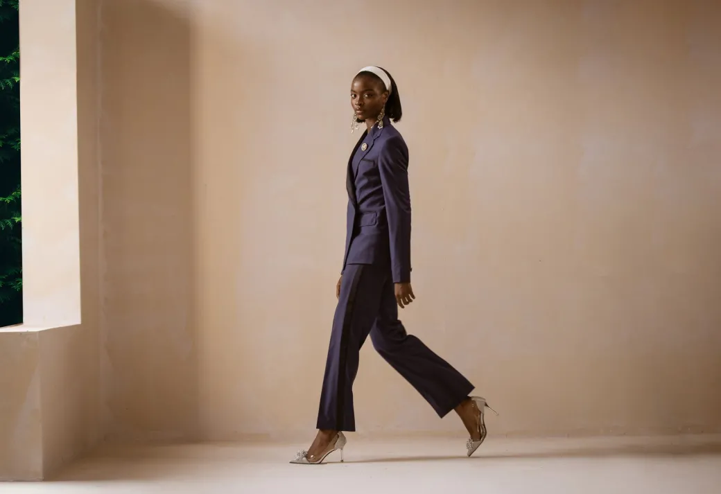 A Navy Blue Double Side Lapel Cross Tuxedo Suit