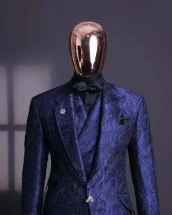 A Navy blue, knitted, root floral jacquard notch lapel suit.