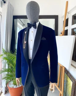 A Navy Blue Velvet Dinner Shawl Lapel Tuxedo Suit