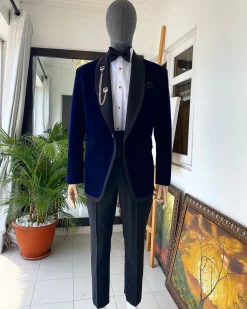 A Navy Blue Velvet Dinner Shawl Lapel Tuxedo Suit