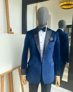 A Navy Blue Velvet Dinner Peak Lapel Tuxedo Suit