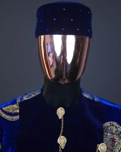A Navy Blue Velvet Round Cap