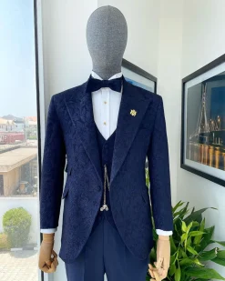 A peak lapel, ruffled floral pattern jacquard tuxedo suit