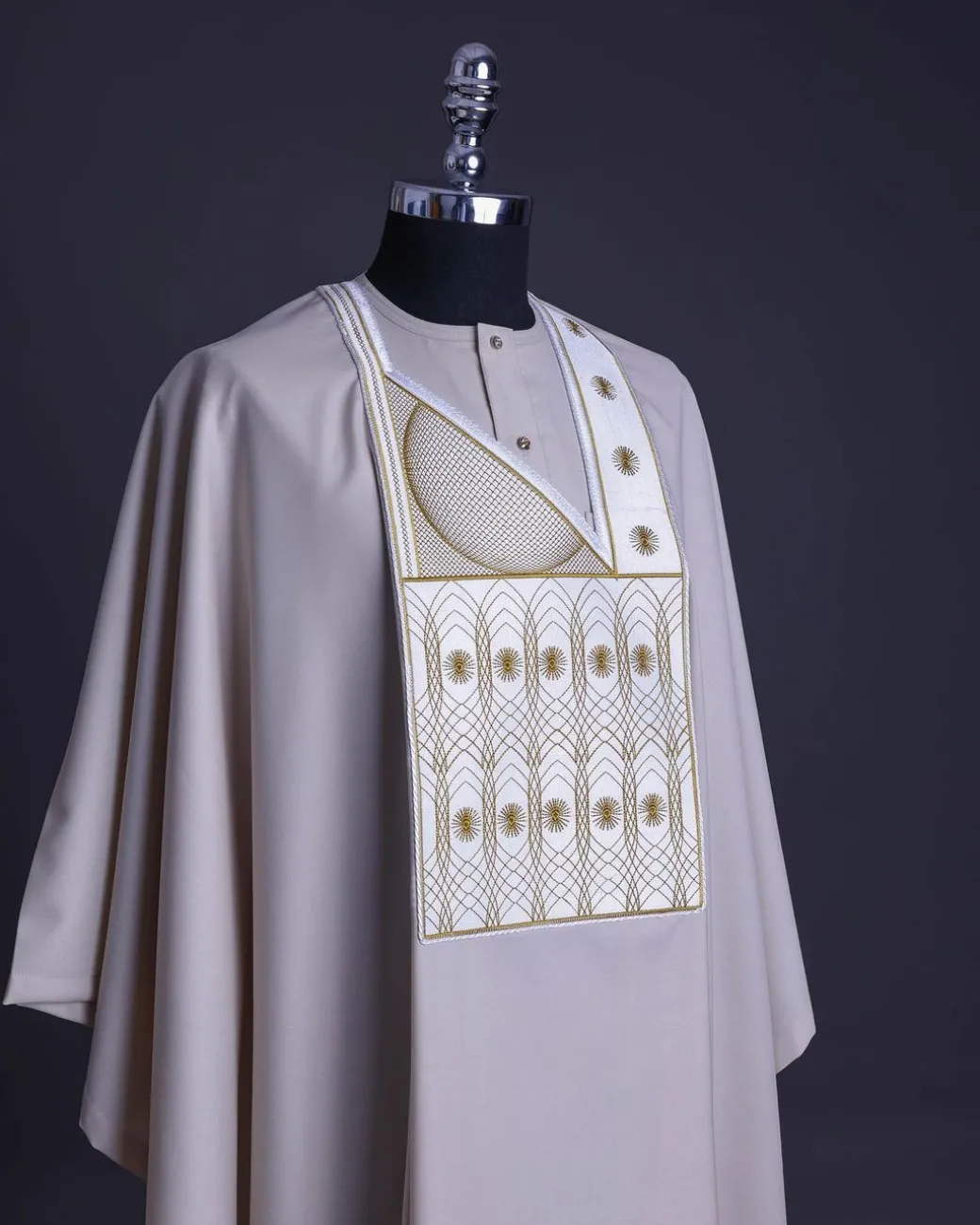 A Porcelain, Cloud and pattern embroidery detailing agbada