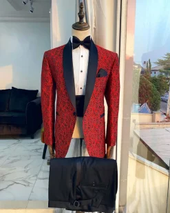 A Red patterned jacquard Shawl lapel tuxedo suit