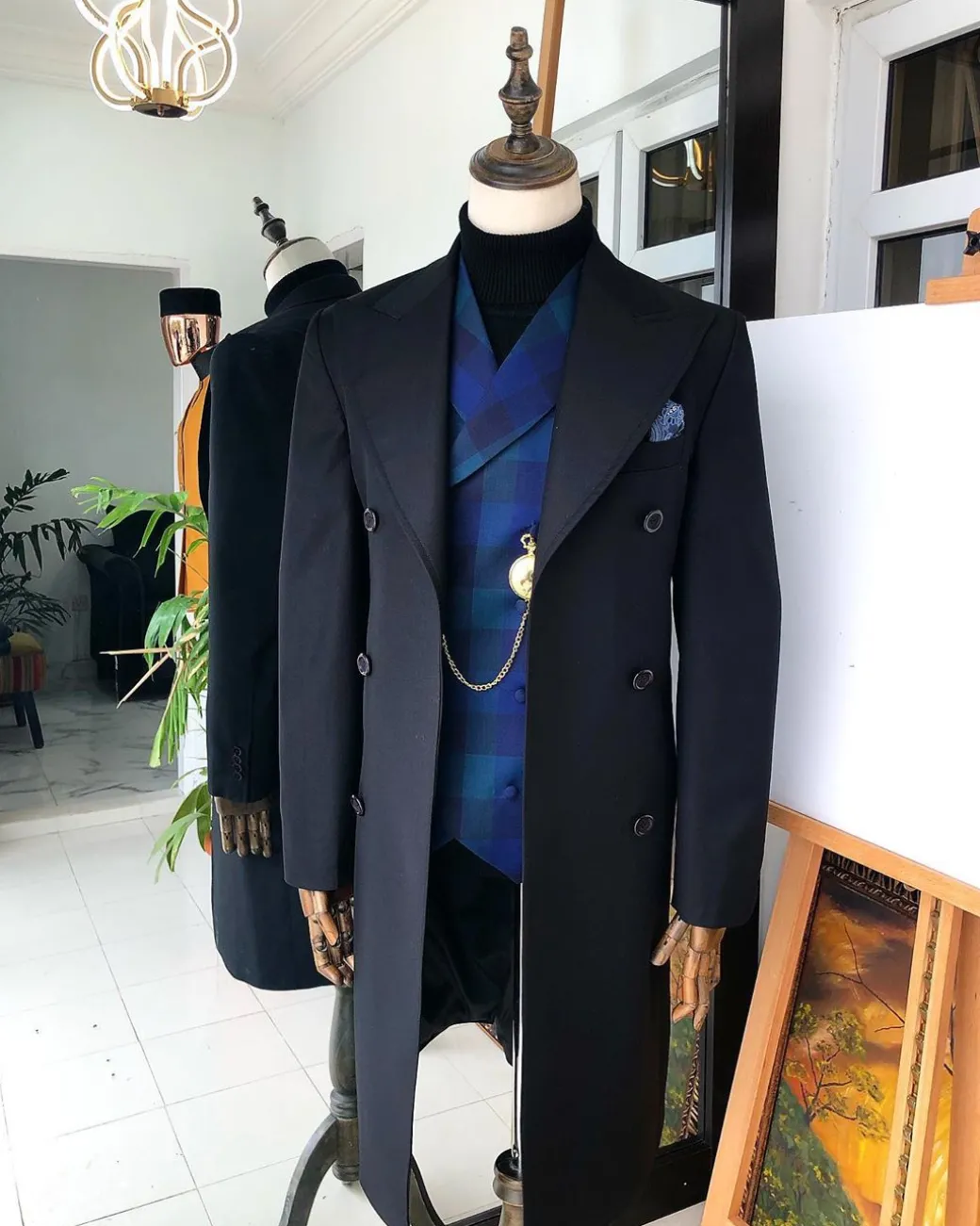 A Reloaded “Battle Of Stalingrad” Black Trench Coat