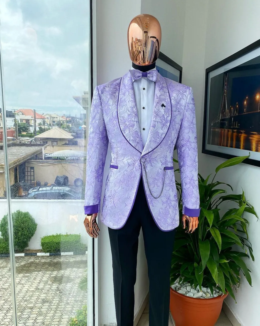 A reloaded “Mandarin” orchid purple and ivory floral pattern shawl lapel jacquard suit