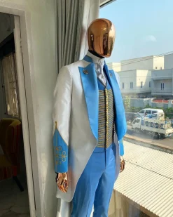 A Reloaded “Showman” Suit