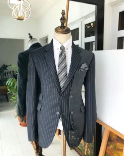 A Revolutionary “Catch Me If You Can” Grey Bold Pencil Stripe notch lapel double side-breasted Suit.