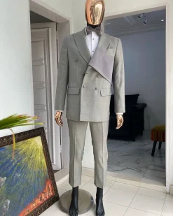 A Space Grey Reloaded “Oranmiyan” Suit