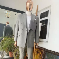 A Space Grey Reloaded “Oranmiyan” Suit