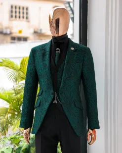 A Splashed Broom 3 Suit.