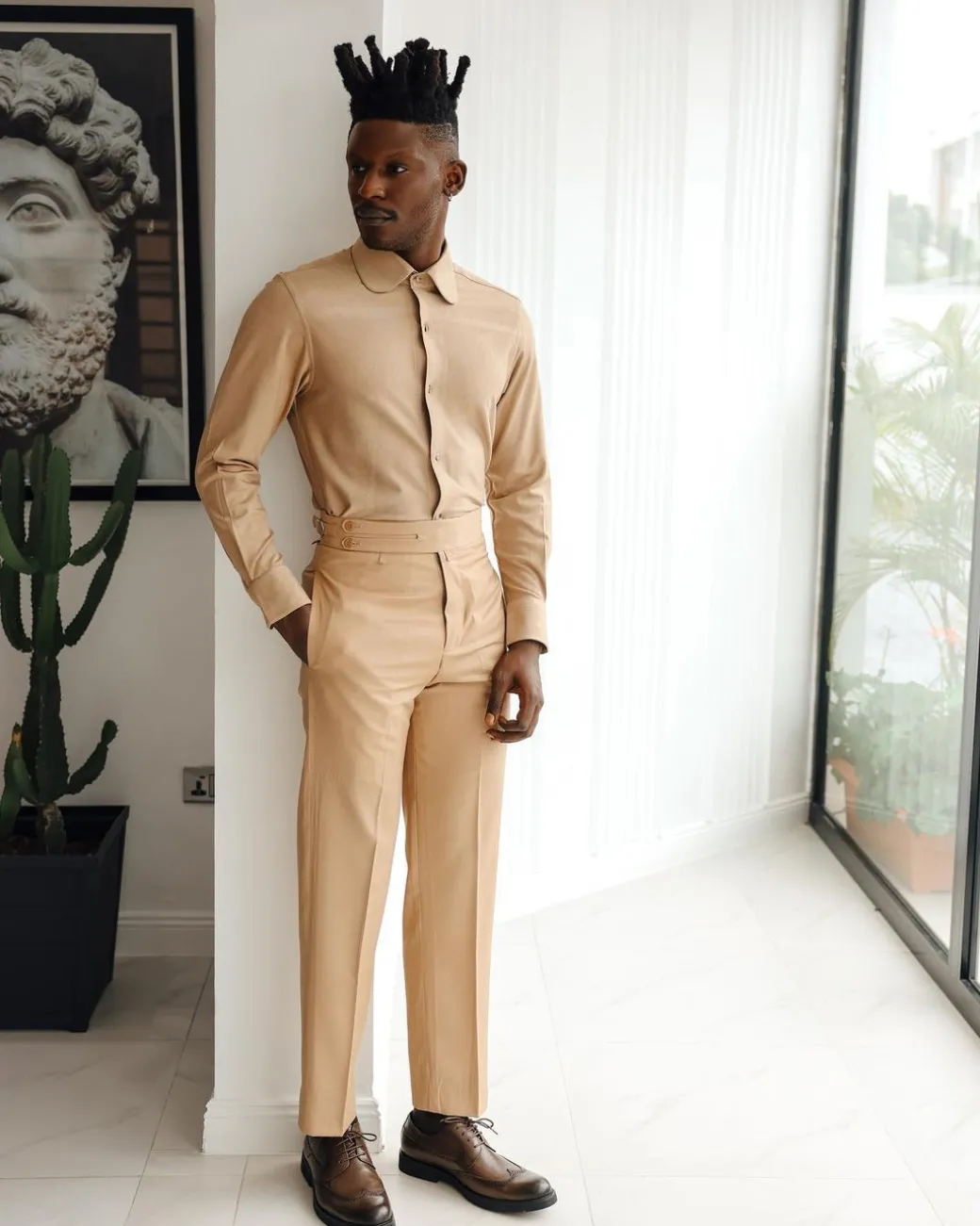 A Tan Brown, Vintage Club Collar Business Elastic Shirt.