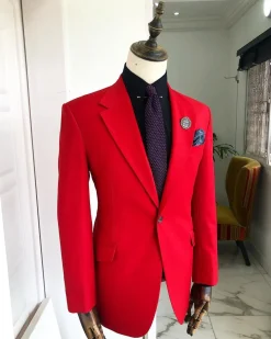 A Tomato Red Notch Lapel Business Suit
