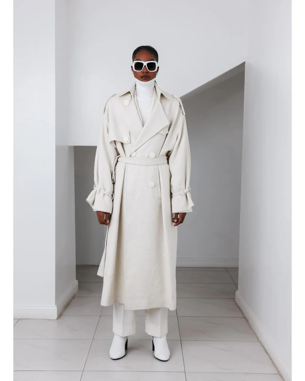 A Tweed Ivory White, double-breasted Coat