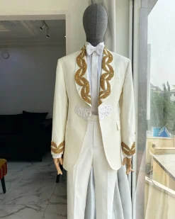 A “Vegas” Monochrome Ivory White Shawl Lapel Tuxedo Suit