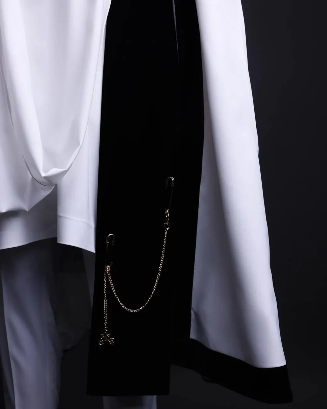 A white & black tragbada, zipline cape, long sleeve African senator kaftan native, Open cut Hat & sokoto