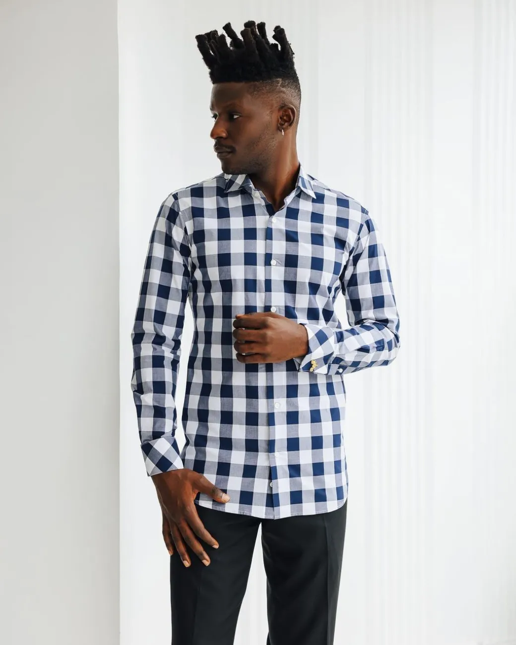 A White, navy & sky blue checkerboard English spread collar business shirt.